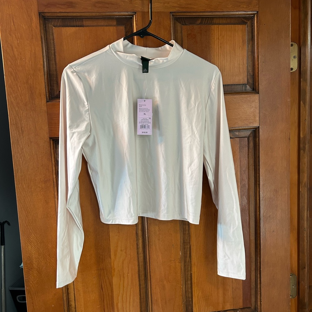Women's cropped Wild Fable white Long Sleeve Top